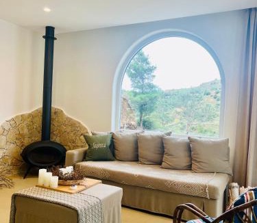 Kamari Villa | Haroupia Hillside Villa