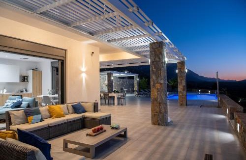 Pefki Villa | Haven Villa