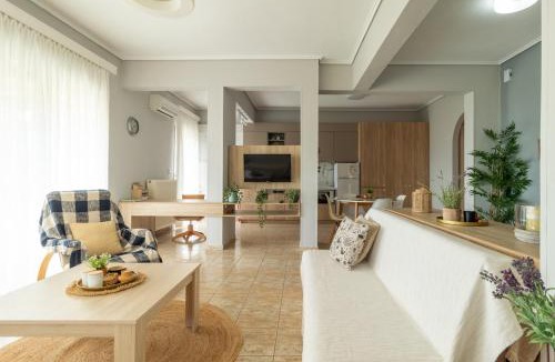 Palaio Tsifliki Apartment | HELIANTHOS VILLA - APARTMENT No1
