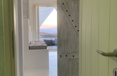 Stelida Villa | Heyblue Aura breathtaking living