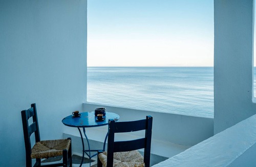 Chrisopigi Villa | #HH03 SEAFRONT VILLA OVERLOOKING CHRYSOPIGI