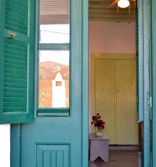 Korissia House | Hidesign Athens Traditional Stone House in Kea's Port