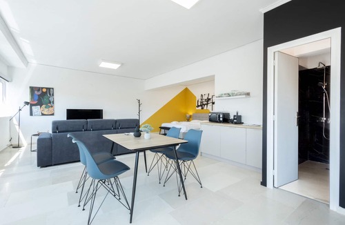 Athens City Centre Apartment | Hip And Fun in Athens Apt A