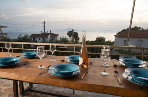 Paralia Vergas Apartment | Holiday Alchemy- Apt just 100m to sea