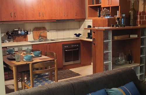 Spata-Artemida Apartment | Holiday Apartment "M and M Airport Stop Garden" with Private Terrace & Wi-Fi