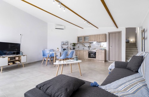 Spartochori Apartment | Holiday Apartment "Scorpios View" with Sea View, Private Terrace & Wi-Fi