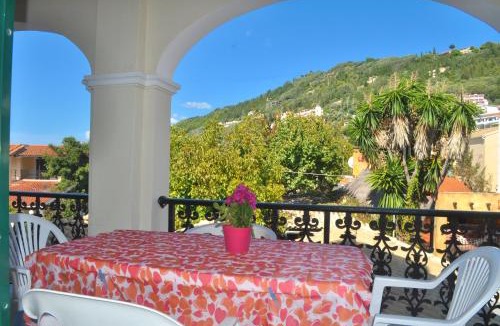 Agios Gordios Apartment | Holiday Apartments yannis on Agios Gordios beach in Corfu