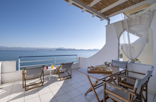 Kiveri Apartment | Holiday beach Studio, Unique sea view balcony, near Nafplio, Mycenae, Epidaurus