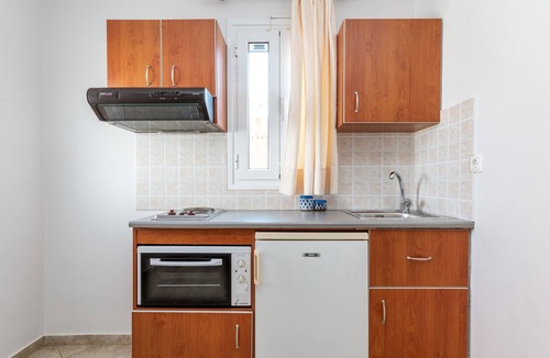 Agios Ioannis House | Holiday Home 'Anemologio 204 Tinos' with Sea View, Wi-Fi and Air Conditioning