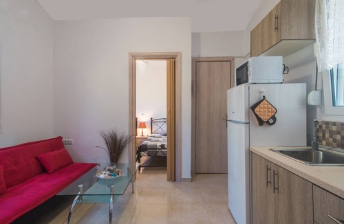Sinarades House | Holiday Home 'Estate Patsou' with Mountain View, Private Terrace and Wi-Fi