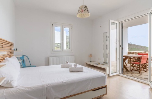 Tinos Town House | Holiday Home 'Modern New Tinos' with Sea View, Private Terrace and Wi-Fi