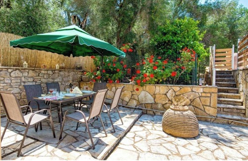 Katsimatika House | Holiday Home 'Ria Sweet Home Paxos' with Private Terrace, Private Garden and Wi-Fi