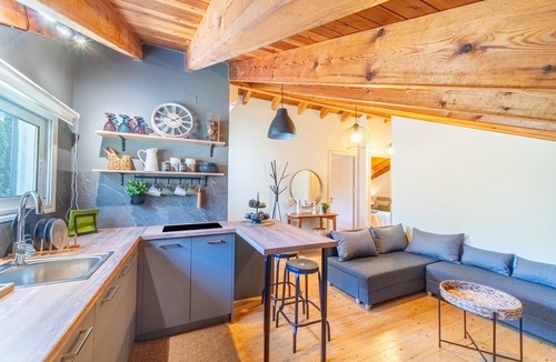 Lefkimmi House | Holiday Home 'Villa Depiros Corfu' with Private Terrace, Wi-Fi and Air Conditioning