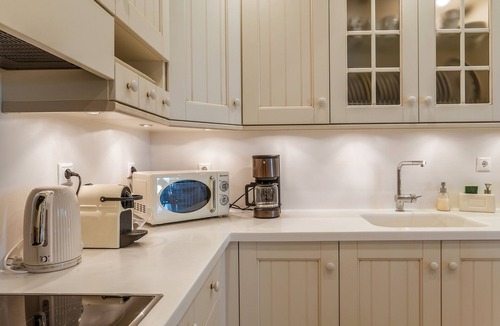 Steniai House | Holiday Home 'Villa Oliva - Majestic Views' with Private Pool, Private Terrace and Wi-Fi