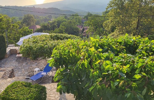 Poroi House | Holiday house beach & mountain for 2-6 people, great sea views from everywhere, pool