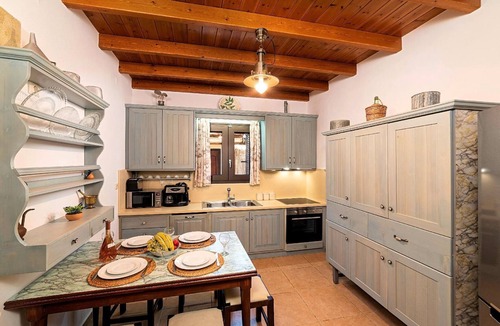 Pervolakia House | Holiday house Kissamos Kriti for 1 - 10 persons with 4 bedrooms - Twin house