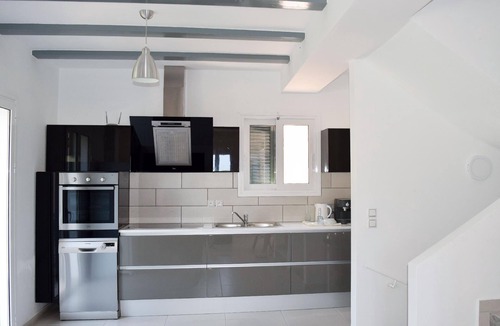 Dhrakata House | Holiday house Pylaros for 1 - 6 persons with 3 bedrooms - Holiday home