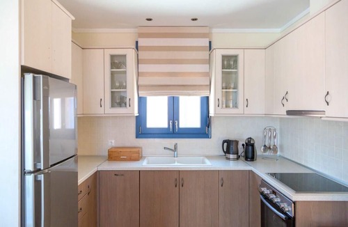 Skiathos House | Holiday house Skiathos for 1 - 10 persons with 6 bedrooms - Row house