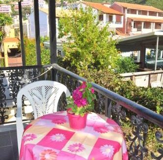 Agios Gordios Apartment | Holiday Studio Apartments yannis on the beach of Agios Gordios in Corfu