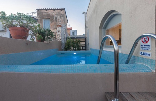 Old Town Rethymnon House | Holiday suite in a unique historical building