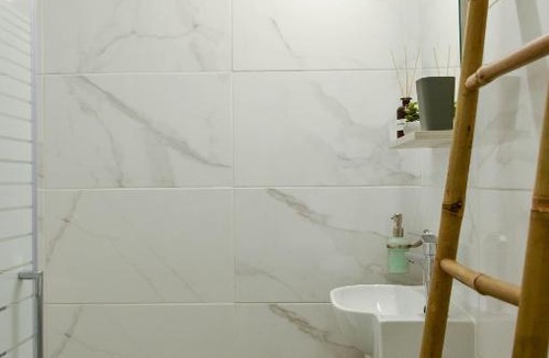 Avia Apartment | Holistic Stay