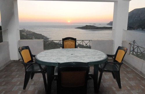 Mirties House | Homerez - Beautiful house for 4 ppl. with terrace at Mirties