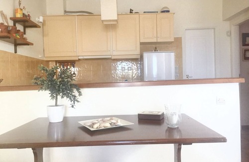 Theologos House | Homerez - Cosy House in Theologos with Balcony