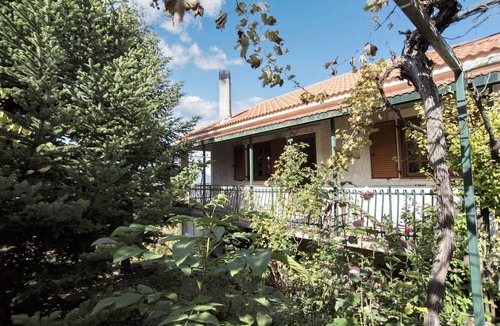 Manna House | Homerez - Cozy House in Manna with Mountain View