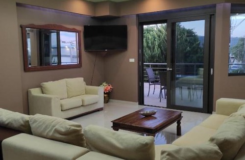 Tsikalaria Apartment | Homieland Souda