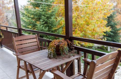 Kalivia House | hostel lake plastira
