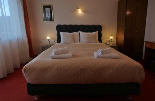 Loutraki-Agioi Theodoroi Hotel | Hotel Excelsior