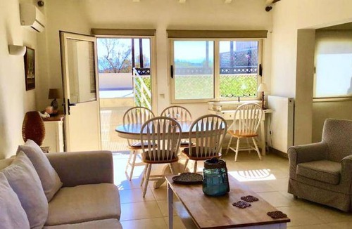 Bouzaiika House | House ∙ 2 bedrooms ∙ 5 guests