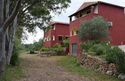 Notos House | House Chloe in Organic Farm Bioporos