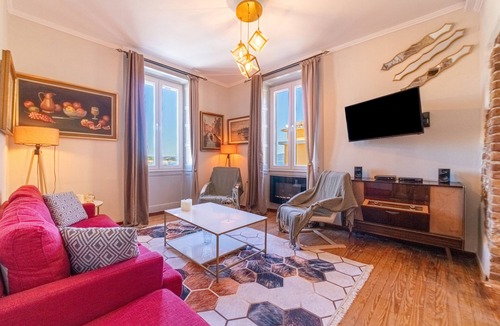 Old Town Apartment | House "Contessa di Corfu i" with sea view & Wi-Fi