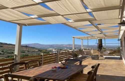 Galia House | House of Athina and Fanourios