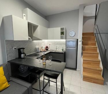 Nea Khili Apartment | House of Memories
