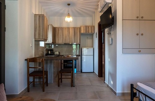 Lefktron Cottage | House of Muses: Erato