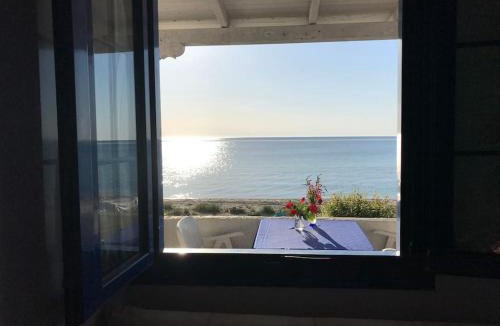 Skala Fourkas House | House on the beach in Fourka Chalkidiki!