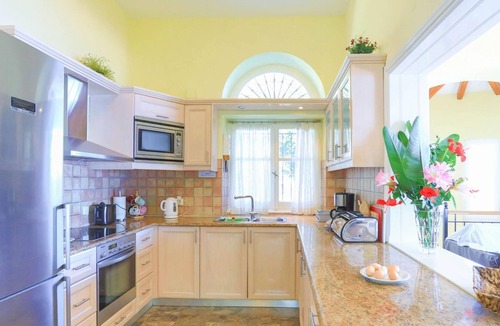 Katavolos Villa | House On The Rocks in Nisaki