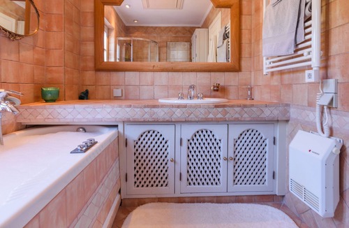 Vlikhos Villa | Hydra-Luxurious Oceanfront -Views Forever