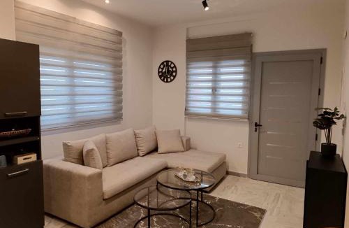 Volos Apartment | Iatrou city home