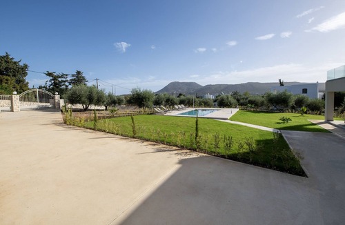 Douliana Villa | Icarus Luxury Private Villa