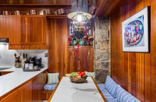 Daskalio Villa | Idyllic stone and wood villa with stunning, panoramic views of the Aegean Sea