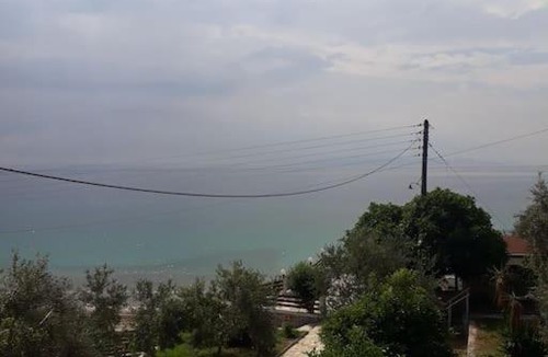 Volos House | ikia thalassini (beachfront house),Volos,Velanidia