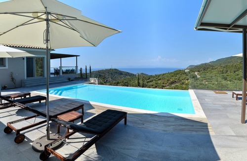 Agios Nikitas Villa | IMAGINE ALL YOUR DREAMS IN ONE PLACE