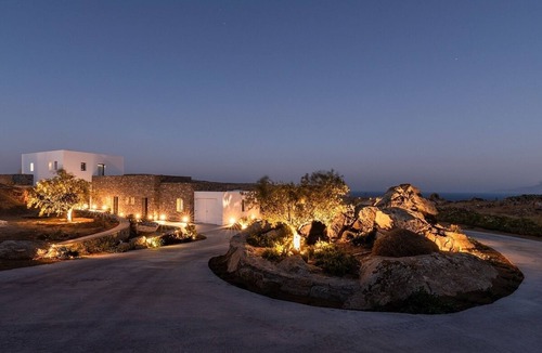 Plintri Villa | Impressive 10 Bedroom Villa, Private Infinity Pool with Panoramic Sea Views close to Elia Beach