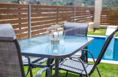 Filerimos Villa | Indipendend Villa MeFoMi