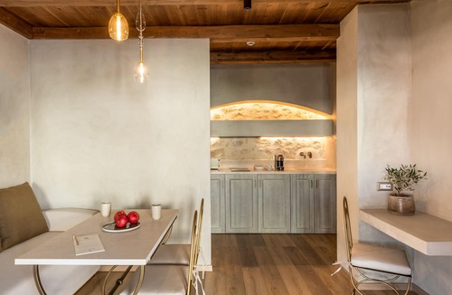 Archanes Apartment | Inotropes Boutique Suites - Adults Only