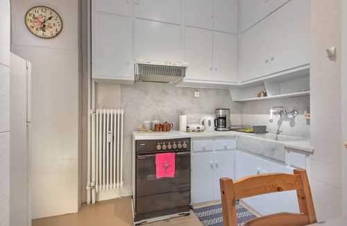 Neapoli Apartment | Inspired Townhouse Bright, Chic & Cozy