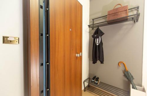 Neapoli Apartment | Inspired Townhouse Bright, Chic & Cozy